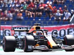 Max Verstappen no ha logrado ganar el GP de Australia en su carrera y este 2021 tampoco será el año para hacerlo. AP
