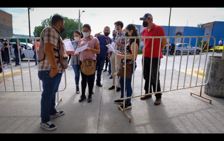 La aplicación de vacunas anti COVID-19 para adultos de 30 a 39 años inició hoy en 42 municipios de Jalisco. ESPECIAL/SSJ
