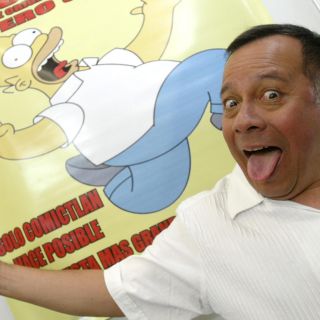 Humberto Vélez regresa como Homero Simpson en "El bueno, el malo y el Loki"