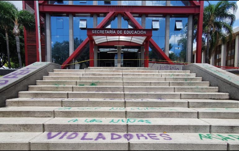 El inmueble será resguardado por elementos de la Secretaría del Estado mientras se restablecen los materiales que fueron afectados. EL INFORMADOR / R. Bobadilla