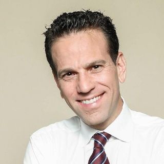 "Ya es negocio familiar", dice Loret de Mola sobre hermanos de AMLO