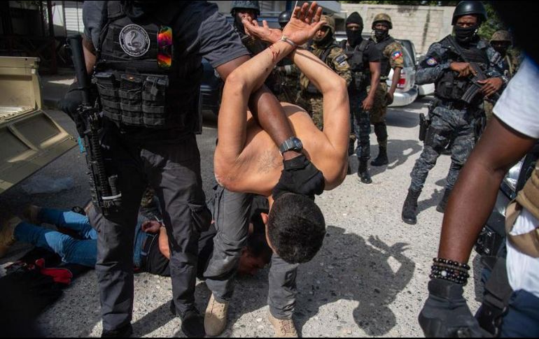 La Policía haitiana ha requerido la colaboración de la población para capturar a los fugitivos. EFE/J. Hervé