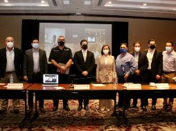 Este lunes, Samuel García se reunió con 14 alcaldes electos de municipios metropolitanos y suburbanos de Nuevo León. TWITTER/@samuel_garcias