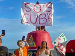 AMLO retomó lo ocurrido en Cuba, donde el pasado domingo se registraron manifestaciones contra el gobierno. AP /