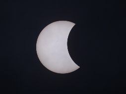 Izram Ali ni ningún otro habitante en la Tierra puede comprar un terreno en algún otro planeta, debido al Tratado de la Luna. AFP / ARCHIVO