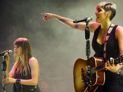 Las hermanas Hanna y Ashley respetan la estructura musical pero también le dan un giro, ya que lo hacen más acústico y de forma bilingüe. NTX/ARCHIVO