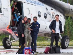 ''Los 15 pasajeros y tres tripulantes fueron encontrados. Todas las personas que estaban a bordo están vivas'', anunció la agencia rusa de aviación Rosaviatsia. AP / T. Vorontsova