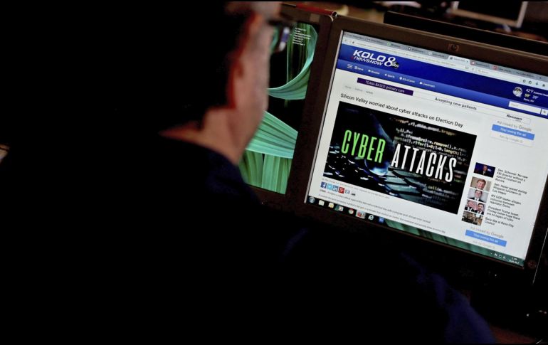 La ciudadanía debe tener cuidado con enlaces sospechosos. EFE/Archivo