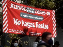 Es competencia del Gobierno federal elaborar e instruir los lineamientos por ser materia de salubridad general y los gobernadores tienen la responsabilidad de aplicar las medidas de acuerdo con el semáforo. AFP/ARCHIVO