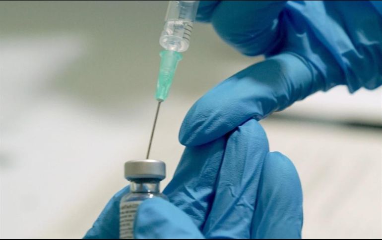 Los niños y adolescentes del Reino Unido que reúnan los requisitos para la inoculación recibirán la vacuna de Pfizer/BioNTech. EFE/ARCHIVO