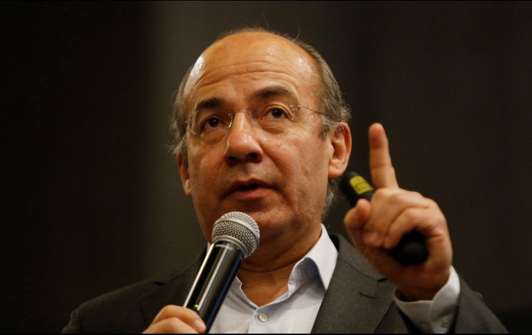 Usuarios de Twitter cuestionaron qué pensaría aquel Felipe Calderón que afirmaba que el 70% de los mexicanos cumpliría su esquema de vacunación en 2155. EFE / ARCHIVO