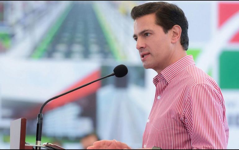 EPN celebró su cumpleaños a menos de dos semanas de la consulta popular convocada por AMLO. NTX/ARCHIVO