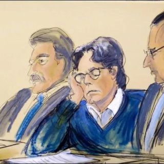Ordenan a Keith Reniere, líder de NXIVM, pagar 3.5 MDD a 21 víctimas