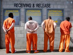 La tasa de encarcelamiento de los afroestadounidenses pasó de 600 por cada 100 mil habitantes en 1970 a mil 808 por cada 100 mil en el 2000. AP/R. Pedroncelli