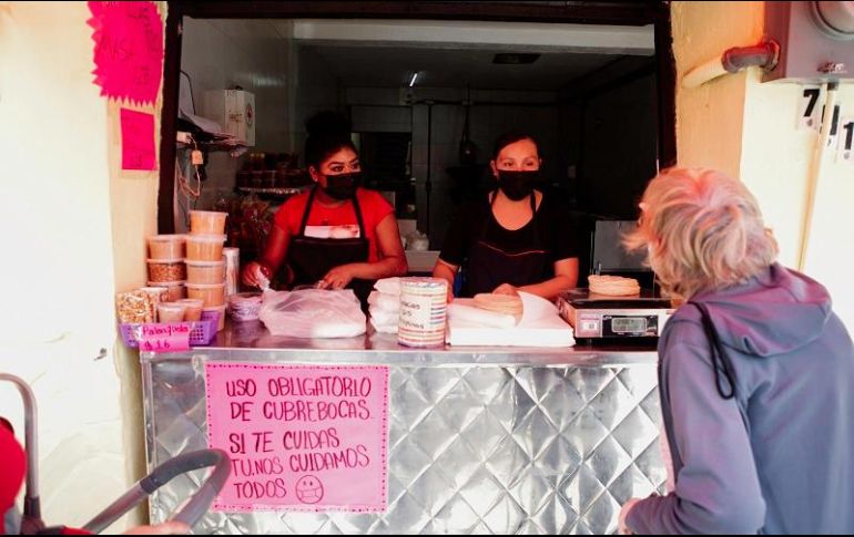 En la colonia Santa Tere, el kilo de tortilla alcanzó los 20 pesos. EL INFORMADOR/G. Gallo
