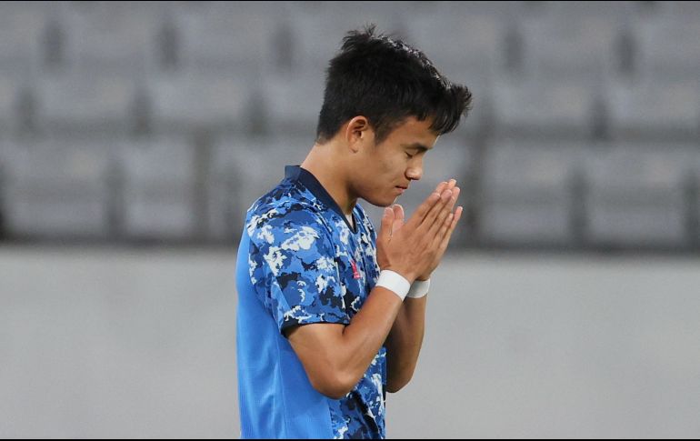 Centrocampista talentoso cuya ficha pertenece al Real Madrid, Take desde hace rato es la perla del Lejano Oriente a la que le han echado el ojo desde España cuando todavía era un niño. AFP/M. ISHIZUKA