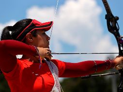 Ana Paula Vázquez. Las mexicanas fueron afectadas por rachas de viento en el campo de tiro. EFE/M. Gutiérrez