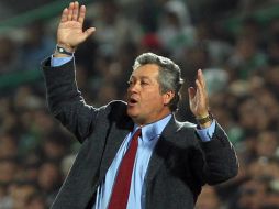 Víctor Vucetich buscará “mejores alternativas” en Chivas para los siguientes encuentros. SUN / ARCHIVO