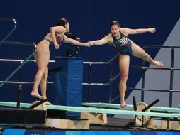 Con una puntuación de 275.10, las mexicanas Dolores Hernández y Carolina Mendoza finalizaron en la cuarta posición en la final de clavados sincronizados femenil. ESPECIAL / Conade