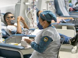 SANEFRO. Las clínicas cuentan con 335 enfermeros especializados, 41 médicos generales, 31 nefrólogos y cerca de 700 máquinas cicladoras. A.CAMACHO