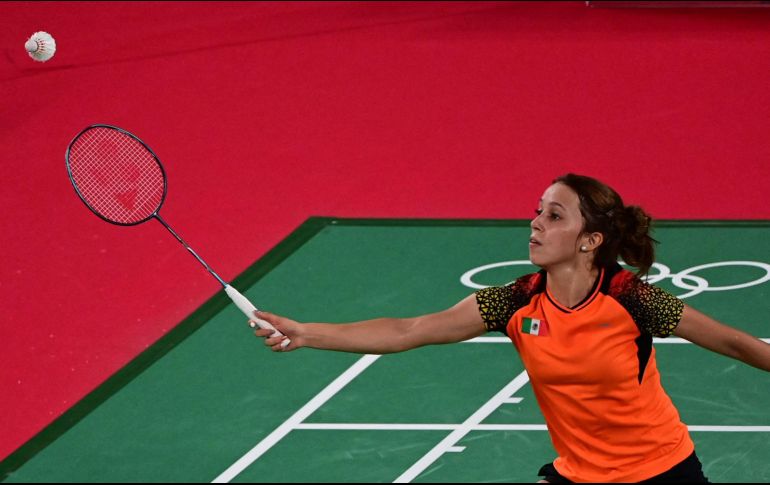 La madrugada de este martes, Haramara Gaitán cayó en dos sets por parciales de 21-7 y 21-10 frente a la representante de Singapur. AFP / P. Pardo