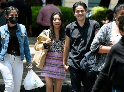 AMLO señala que, si organismos internacionales de la salud y científicos consideran que los menores requieren estas dosis, se comprarán las vacunas. AFP / A. Estrella