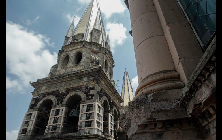 En su mayoría, los daños consisten en grietas, filtraciones y hundimientos, que de acuerdo con los asistentes al recorrido, no han terminado de ser reconocidos por la SCT. EL INFORMADOR/G. Gallo