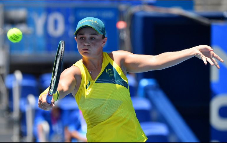 Barty fue derrotada en la primera ronda de los Juegos Olímpicos de Tokio esta semana, pero ha alcanzado las semifinales de dobles mixtos con John Peers. AFP/T. FABI