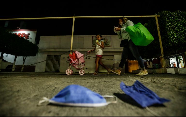 Los residuos aumentan el riesgo de mayores infecciones, sobre todo de las nuevas variantes del coronavirus. EL INFORMADOR / ARCHIVO