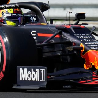 "Checo" Pérez culpa a Bottas por su abandono en GP de Hungría