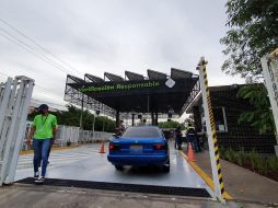 Ignacio llevó su Tsuru modelo 91, pero no pasó la verificación, por lo que tendrá un mes para regresar. EL INFORMADOR / R. Bobadilla