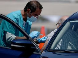 Las multas a establecimientos que pidan pruebas de vacunación se empezarán a imponer a partir del 16 de septiembre. AFP/ARCHIVO