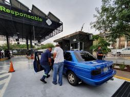 Personas propietarias de vehículos con placas foráneas interesadas en obtener una cita reportaron varias insuficiencias. EL INFORMADOR/R. Bobadilla