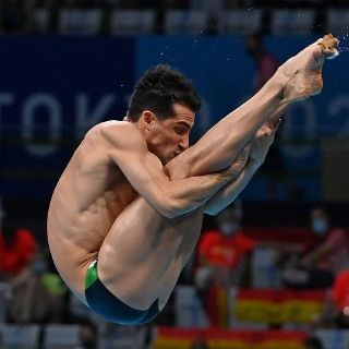 Rommel Pacheco va por la medalla en clavados; Osmar Olvera es eliminado