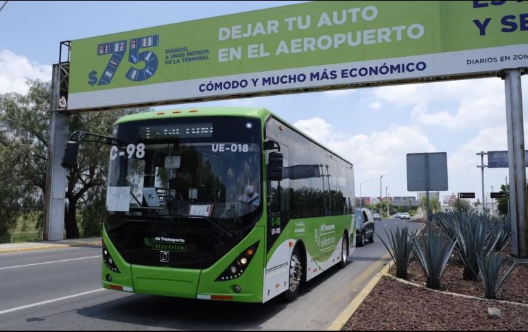 Se pedirá al grupo aeroportuario que coloque los señalamientos adecuados para que los usuarios del transporte puedan acercarse a la ruta, además de pedir que haga una socialización con sus trabajadores para que puedan aprovecharla. ESPECIAL / Gobierno de Jalisco