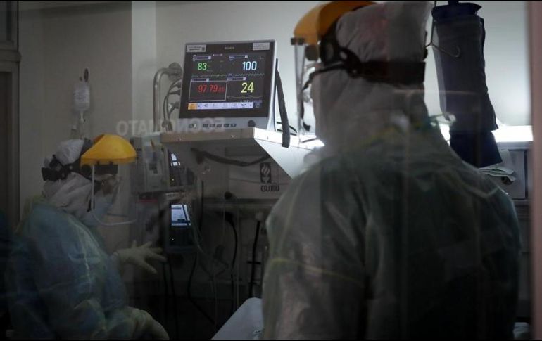 La caída del número de casos y muertes en las últimas semanas coincide con la aceleración del proceso de vacunación en Brasil. EFE/ARCHIVO