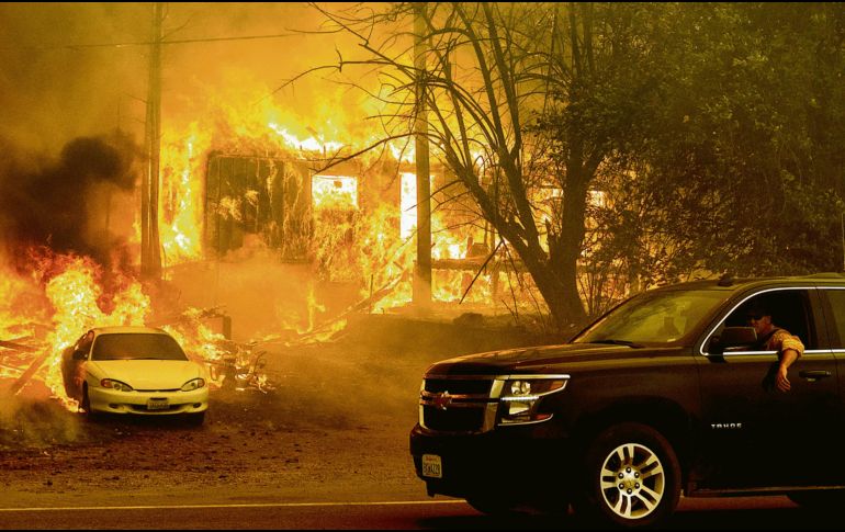 Más de 26 mil 500 personas tuvieron que ser evacuadas. AFP/N. Berger