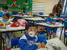 AMLO indica que en este regreso a clases todos deben de ayudar, desde madres y padres de familia hasta gobiernos municipales, estatales y el gobierno federal. SUN / ARCHIVO