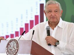 AMLO adelantó que la próxima semana suscribirá un convenio con la Fundación Teletón para que niños con discapacidad reciban rehabilitación. EFE/Presidencia de México