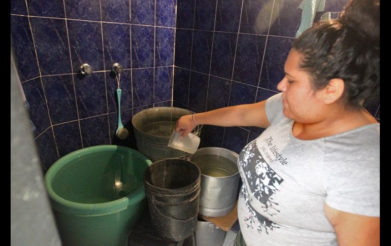 Ana Virginia se mostró contenta ante la reanudación del servicio. EL INFORMADOR/A. Camacho