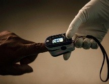 Tras el aumento de contagios y hospitalizaciones por el nuevo coronavirus, Jalisco pasó a rojo en el semáforo de la Secretaría de Salud Federal. EFE / ARCHIVO