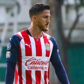 Hiram Mier juega con la Sub-20