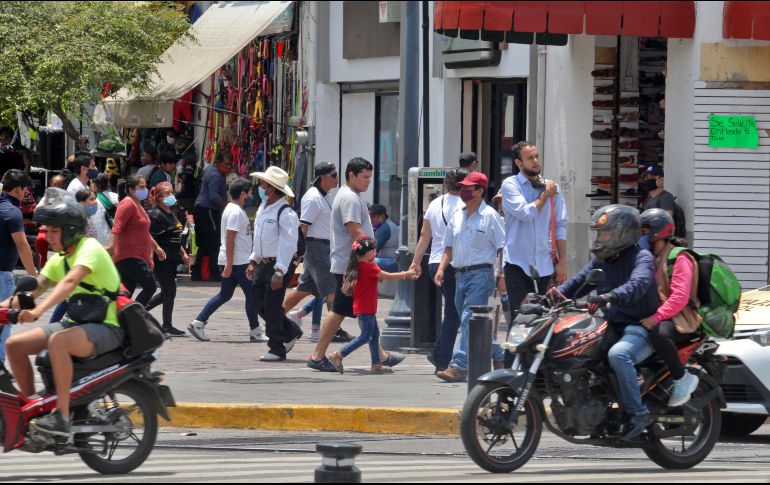 Carlos Villaseñor, señaló que “acatar las medidas de manera responsable nos da la oportunidad de que las empresas y unidades económicas no detengan su marcha. EL INFORMADOR / A. Camacho