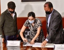 Miguel Navarro Castellanos (DER), presidente del Consejo, se dijo satisfecho con el desarrollo del proceso que realizaron para analizar y evaluar a los aspirantes. EL INFORMADOR/R.RIVAS