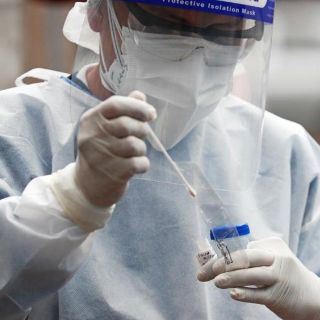 ¿Cuándo bajarán los casos de COVID en México? Científico revela previsiones