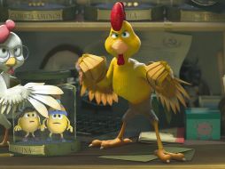 “Toto”. El joven gallo ha formado con “Di” a una familia, a la que ahora tendrá que rescatar de unos malvados. Cortesía/ Videocine