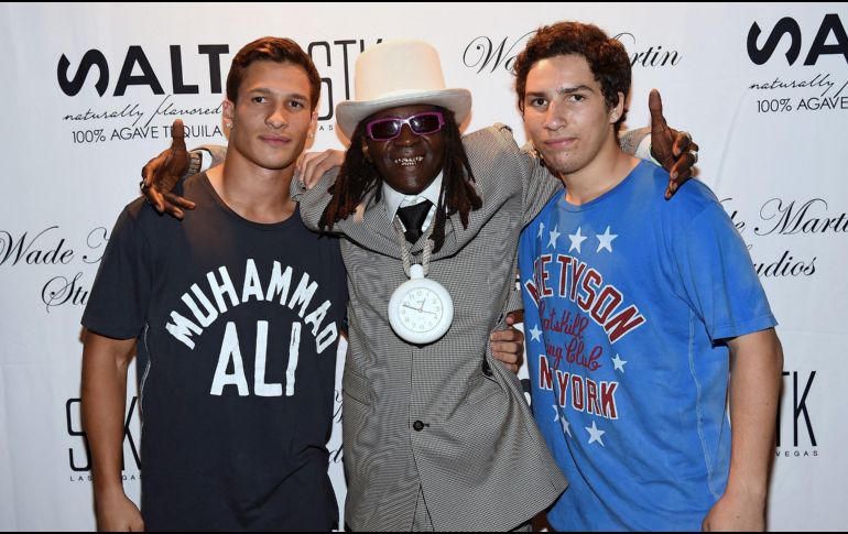 Nico Ali (derecha) entrenó con su abuelo a los 15 años de edad. AFP/E.MIiller