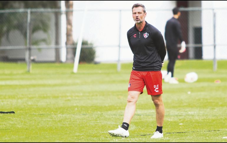 Diego Cocca. El entrenador del Atlas deberá administrar bien sus recursos para poder salir con buenos dividendos en la jornada doble de esta semana. Imago7