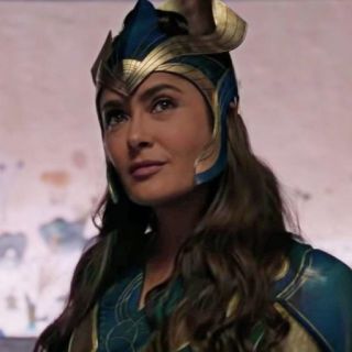 Salma Hayek creyó que Marvel le ofrecía un papel de abuela en "Eternals"