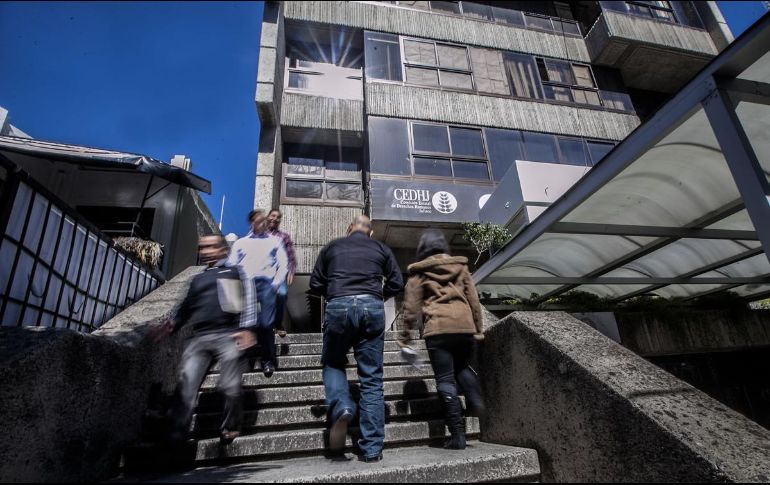 La recomendación 142/2021 de la CEDHJ refiere los casos de una niña y un niño resguardados en los albergues 100 Corazones y Hogar Cabañas. EL INFORMADOR / ARCHIVO